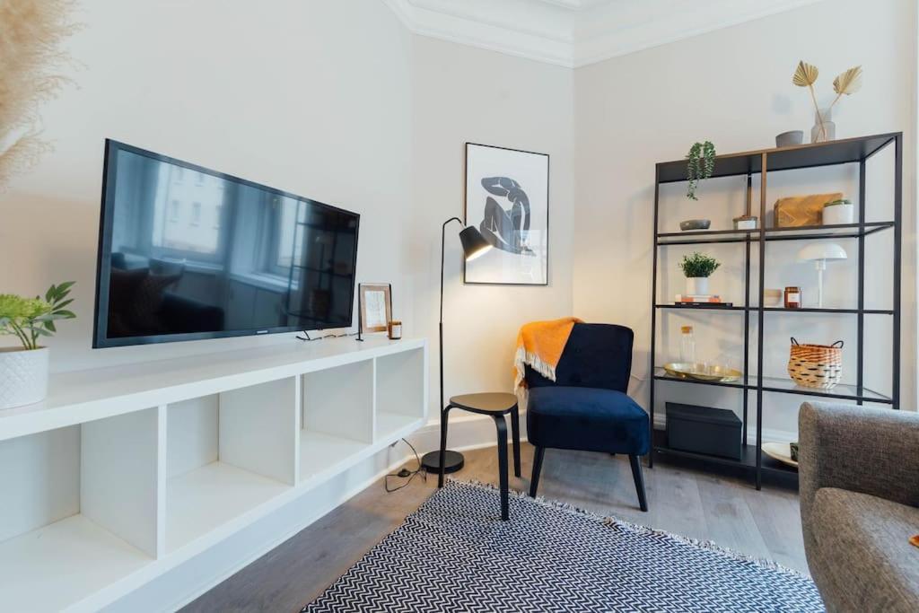 Stylish Stirling Apartment - Free Parking מראה חיצוני תמונה