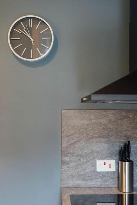 Stylish Stirling Apartment - Free Parking מראה חיצוני תמונה